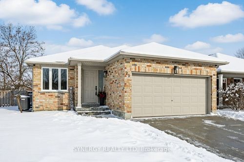 29 Juniper Cres, Strathroy, ON, N7G4G4 | Card Image
