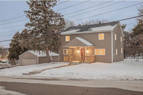 4516 Raven St, Rockford, IL, 61107-5017 | Card Image