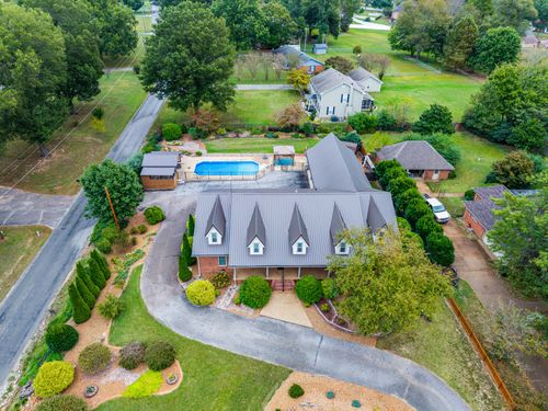 15 Chesapeake Dr, MC KENZIE, TN, 38201-8671 | Card Image