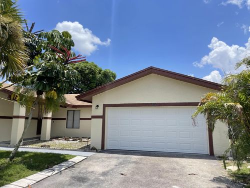 7150 Nw 46th Ct, Lauderhill, FL, 33319-4062 | Card Image