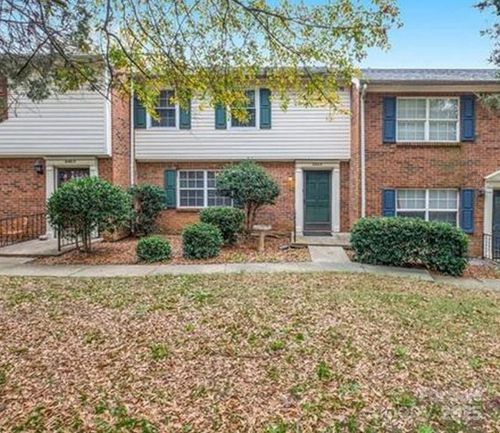 8805 Hunter Ridge Dr, Charlotte, NC, 28226-4685 | Card Image