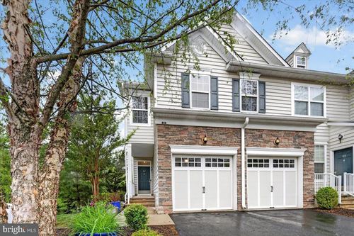 63 Autumn Ln, SKILLMAN, NJ, 08558-2662 | Card Image
