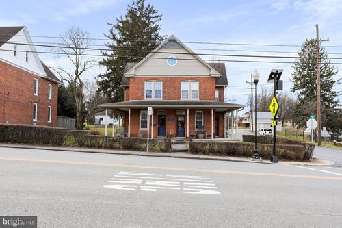 512 W W Main Street Street, WAYNESBORO, PA, 17268 | Card Image