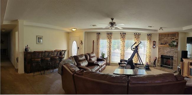 1613 W San Antonio St, House other with 4 bedrooms, 3 bathrooms and 3 parking in Marfa TX | Image 19