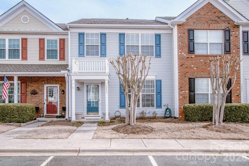3233 Mannington Dr, Charlotte, NC, 28270-2270 | Card Image