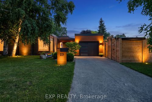 23 The Cedars St, St Catharines, ON, L2M6M9 | Card Image