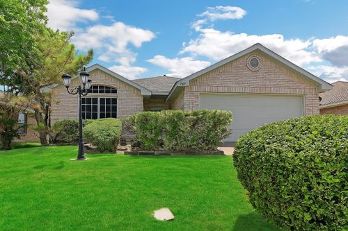 721 Somerset Dr, Cedar Hill, TX, 75104-2751 | Card Image