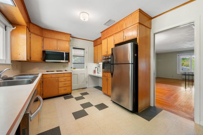 11 Deerbrook Rd, House other with 3 bedrooms, 2 bathrooms and 4 parking in Norwich CT | Image 27