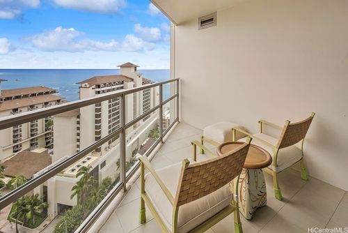 2018-223 Saratoga Rd, Honolulu, HI, 96815-1942 | Card Image