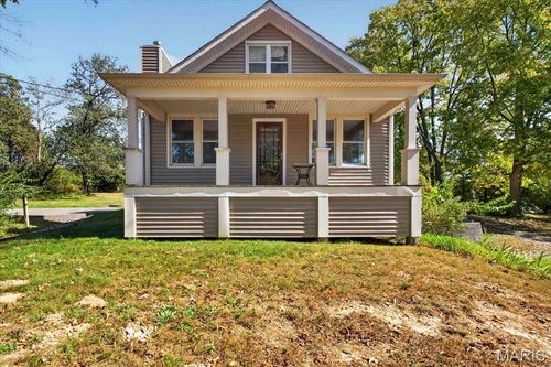 511 Ries Road, Ballwin, MO, 63021 | Card Image