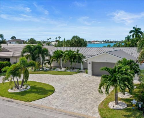 651 64th Ave, St Pete Beach, FL, 33706-2107 | Card Image
