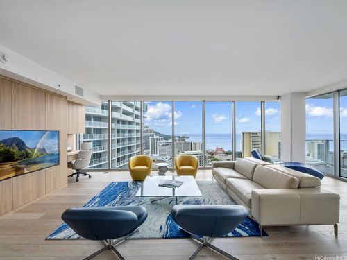 3307-383 Kalaimoku St, Honolulu, HI, 96815-2298 | Card Image