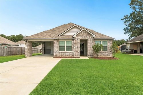 48506 Red Fox Dr, Hammond, LA, 70401-3715 | Card Image