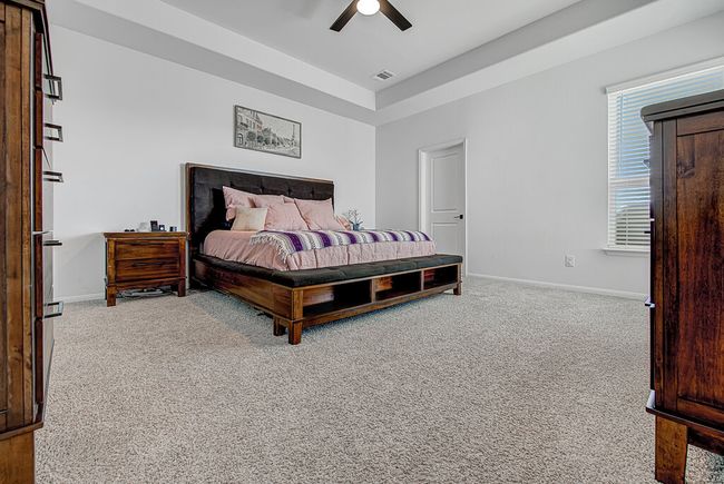 331 Oleander Loop, House other with 4 bedrooms, 3 bathrooms and 4 parking in Buda TX | Image 16