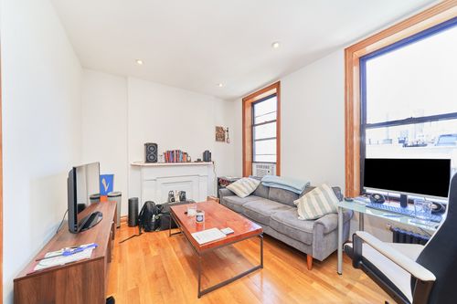 4ff-362 W 36th St, New York, NY, 10018-6411 | Card Image