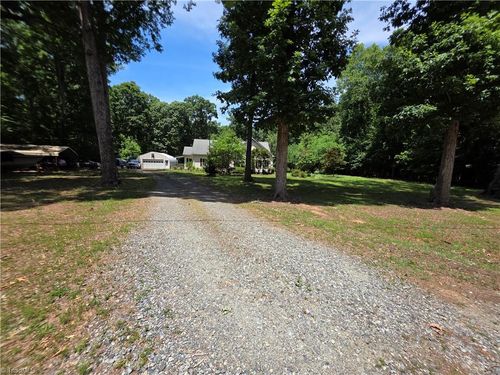 1547 Riverwood Drive, Lexington, NC, 27292 | Card Image