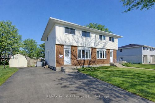 151 Hincks St, New Hamburg, ON, N3A2B1 | Card Image