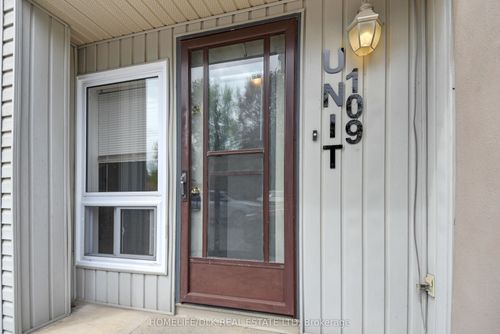 109-105 Asa St, Kemptville, ON, K0G1J0 | Card Image