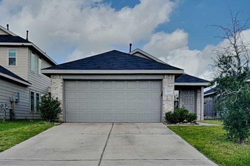 18811 Charter Elm Dr, Hockley, TX, 77447-2304 | Card Image