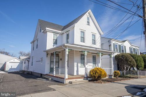 131 Bridgeboro St, RIVERSIDE, NJ, 08075-3201 | Card Image