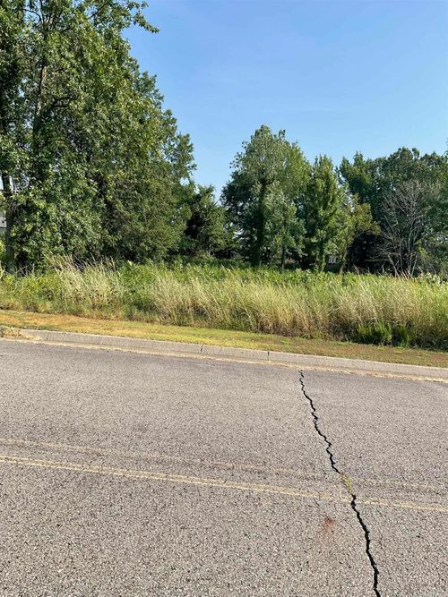 Lot 28 E C St, Russellville, AR, 72801 | Card Image