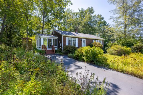 8 Dogwood Drive, South Berwick, ME, 03908 | Card Image
