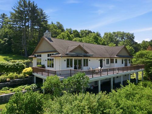 55 County Rd, Hartland, VT, 05048 | Card Image