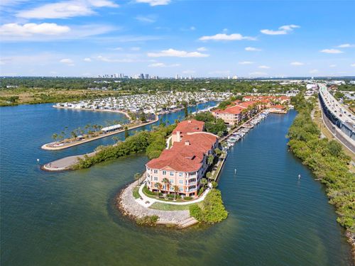 1-107-5000 Culbreath Key Way, TAMPA, FL, 33611-3052 | Card Image