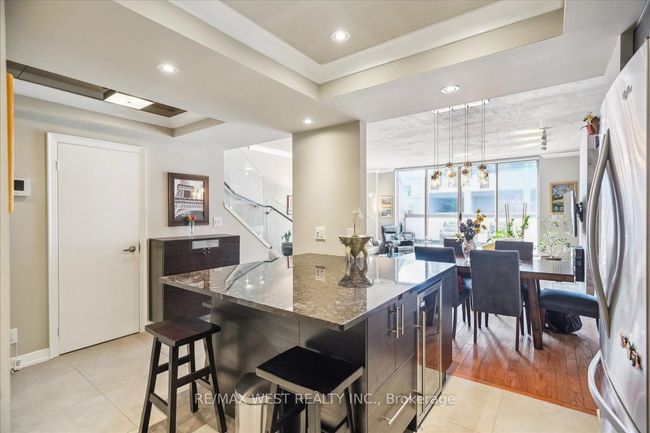 108 - 3 Duplex Ave, Condo with 3 bedrooms, 3 bathrooms and null parking in North York ON | Image 4