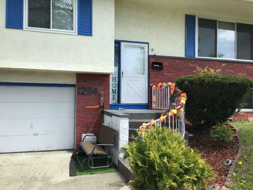 1294 Maize Ct, Columbus, OH, 43229-6312 | Card Image