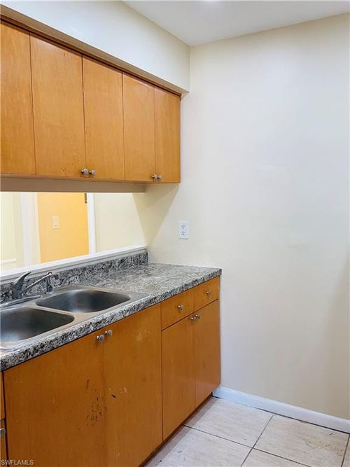 apt-a-633 Se 12th Ct, Cape Coral, FL, 33990-2910 | Card Image