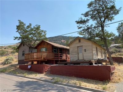 811 Meadow Valley, House other with 1 bedrooms, 1 bathrooms and null parking in Pioche NV | Image 2