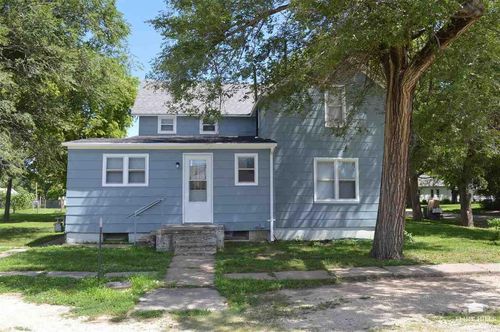 102 N Cedar St, Hope, KS, 67451-9015 | Card Image