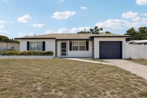 104 E Grapefruit Cir, CLEARWATER, FL, 33759-2409 | Card Image