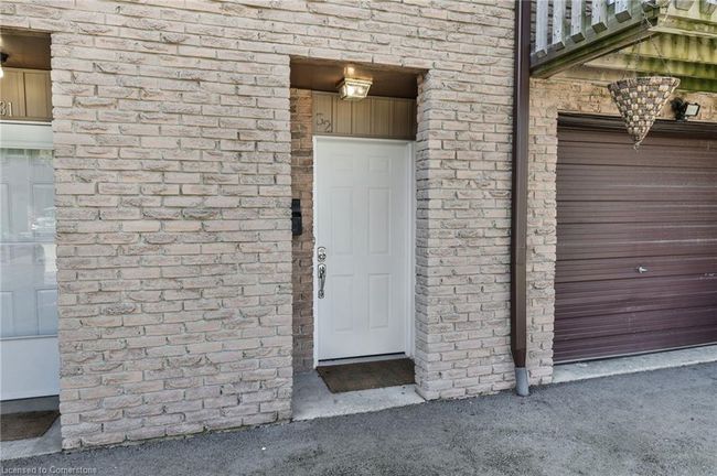 32 - 985 Limeridge Rd E, Townhouse with 3 bedrooms, 2 bathrooms and 2 parking in Hamilton ON | Image 5