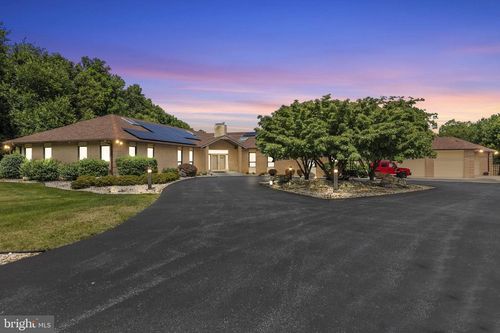 253 Brindle Rd, MECHANICSBURG, PA, 17055-9771 | Card Image