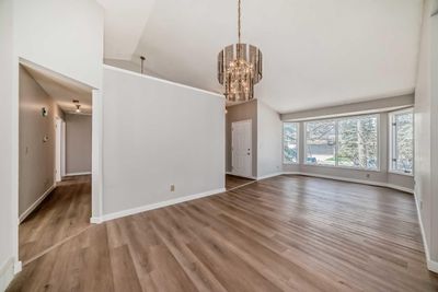 157 Sundown Pl Se, House other with 4 bedrooms, 4 bathrooms and 2 parking in Calgary AB | Image 3