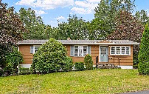 55 Lisa Dr, Leominster, MA, 01453-4619 | Card Image