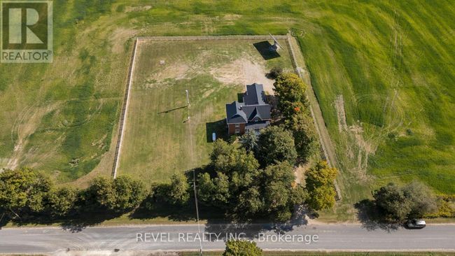 7281 9 Th Line, House other with 4 bedrooms, 2 bathrooms and 10 parking in Thornton ON | Image 39