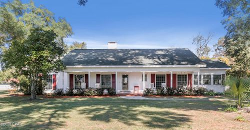 1060 8th Ave, Graceville, FL, 32440-2358 | Card Image