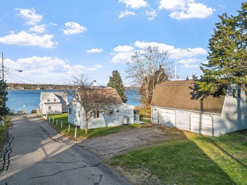 19 Holmes Ave, Kingston, MA, 02364-1635 | Card Image