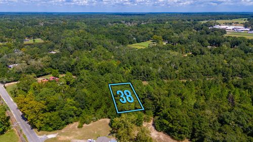 38 Blueberry Dr, Laurel Hill, FL, 32567-3332 | Card Image
