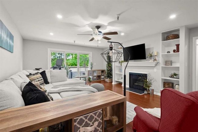 305 Ridley Howard Ct, Condo with 2 bedrooms, 2 bathrooms and null parking in Decatur GA | Image 9