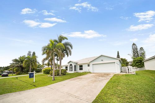 2492 Se Burton St, Port St. Lucie, FL, 34952-7209 | Card Image