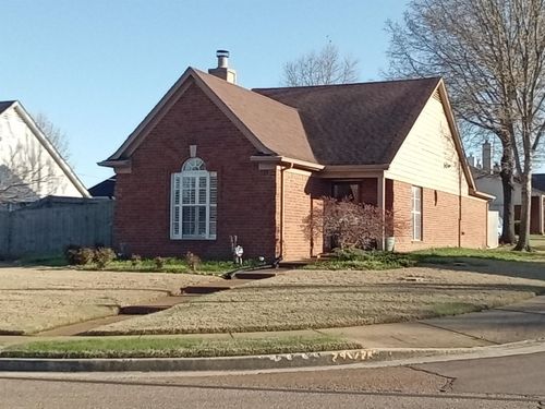 6907 Manslick Rd, Cordova, TN, 38018-8802 | Card Image