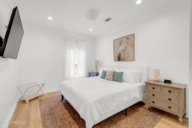 240EBeachBlvd-38 | Image 18