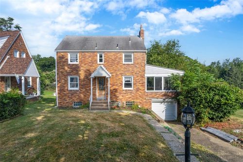 1900 Beechford Ave, Coraopolis, PA, 15108-3008 | Card Image