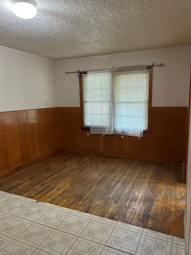 301 River Oaks St, House other with 3 bedrooms, 1 bathrooms and 1 parking in San Angelo TX | Image 5