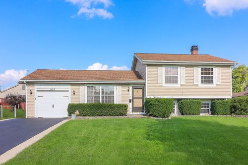 825 Prairie Ave, Bartlett, IL, 60103-5079 | Card Image
