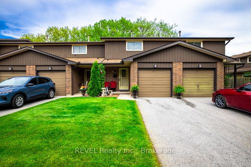 2-64 Forster St, Saint Catharines, ON, L2N6T5 | Card Image